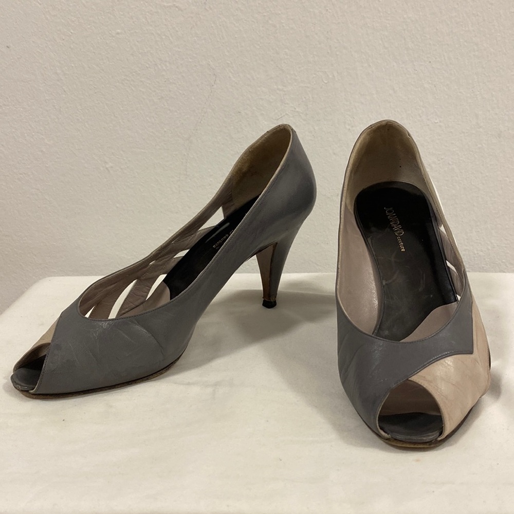 Vintage Joan & David Peep Toe Cross Hatch Pumps